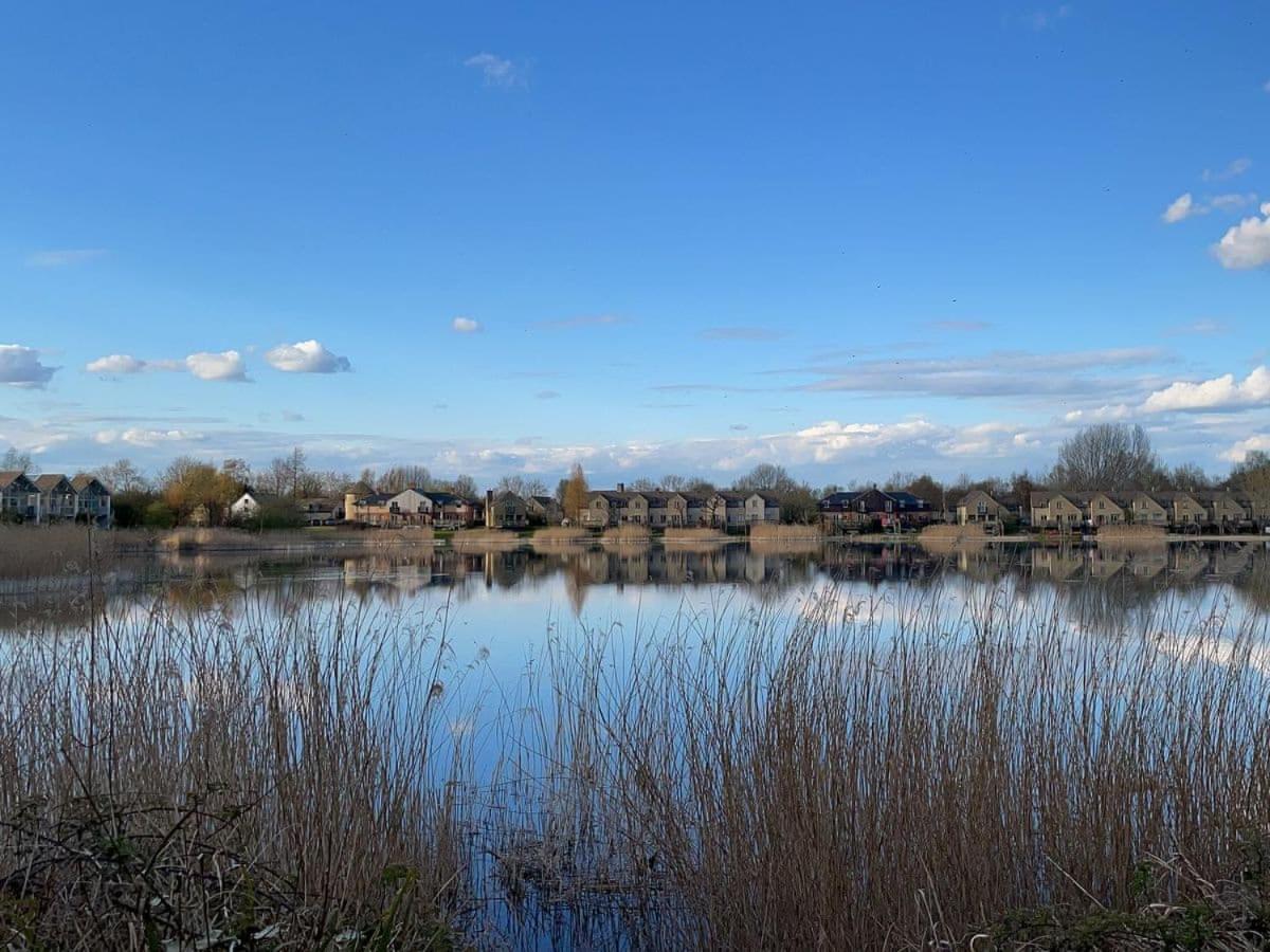 Cotswolds Lakehouse, With Hot Tub & Spa Access, Lower Mill Estate Somerford Keynes 外观 照片